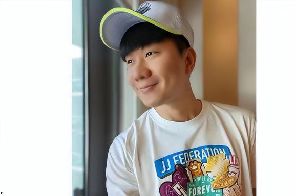 林俊杰直播爆料最新消息,最新消息揭秘！